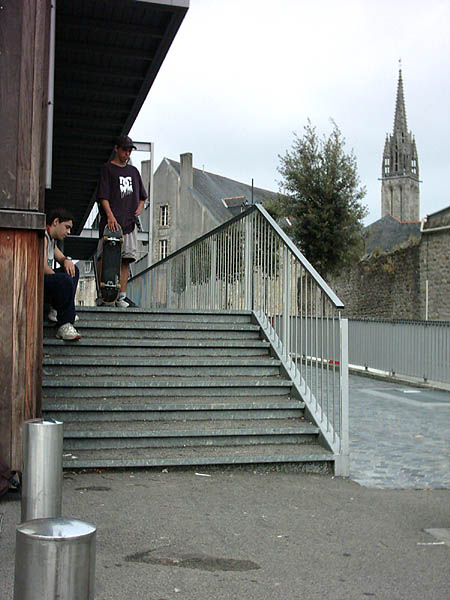 Théâtre de Cornouaille Spot Street Quimper Skate Spot 3/5