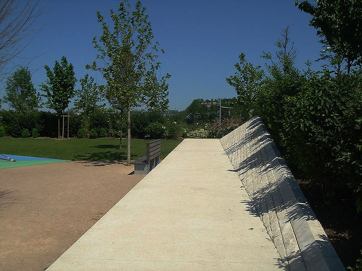 Parc de Grammont Spot Street Rouen Skate Spot 2/5