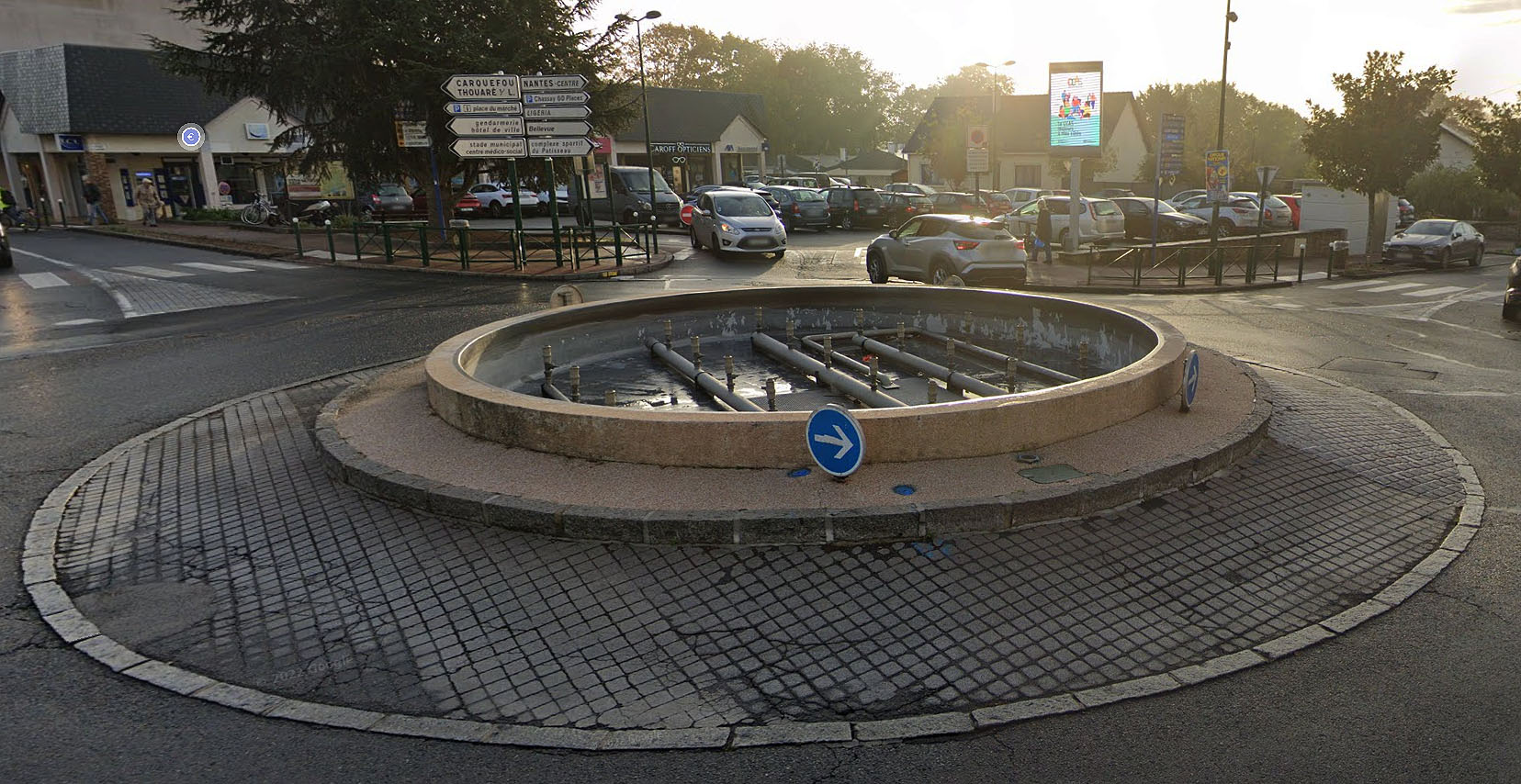 Église Spot Street Sainte Luce sur Loire Skate Spot 3/5