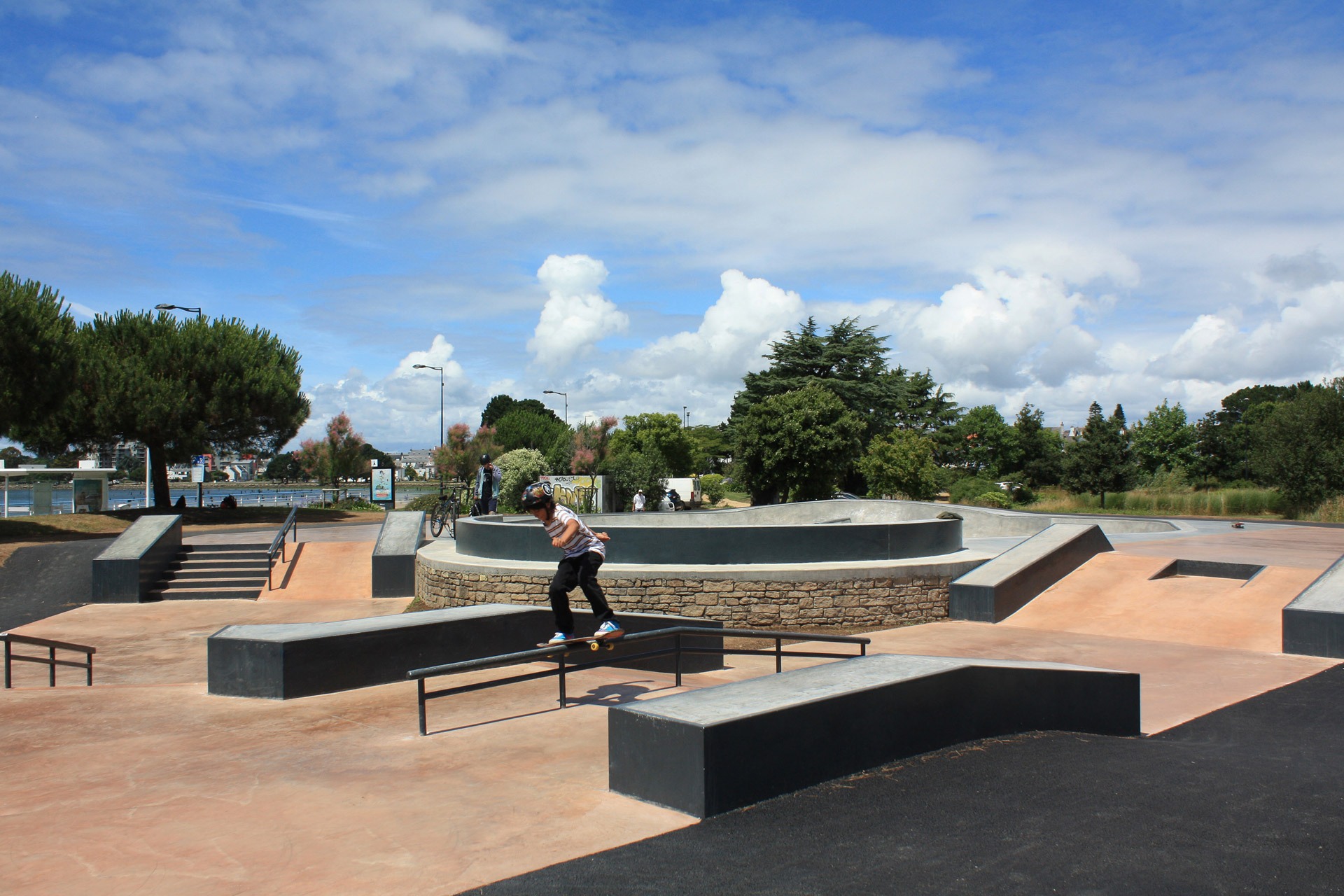 Quai Péri Skatepark Lanester Skate Spot 3/5