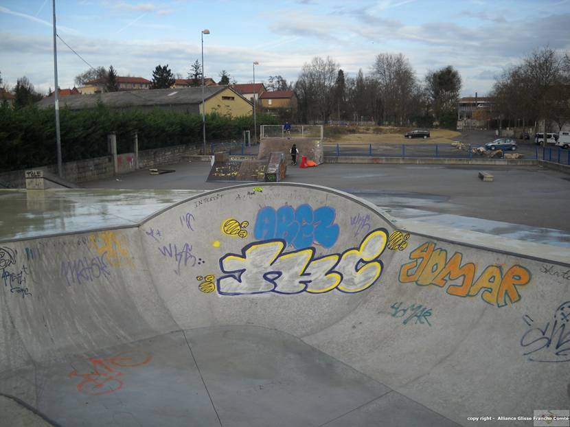 La Vinaigrerie Skatepark Bourg en Bresse Skate Spot 4/5