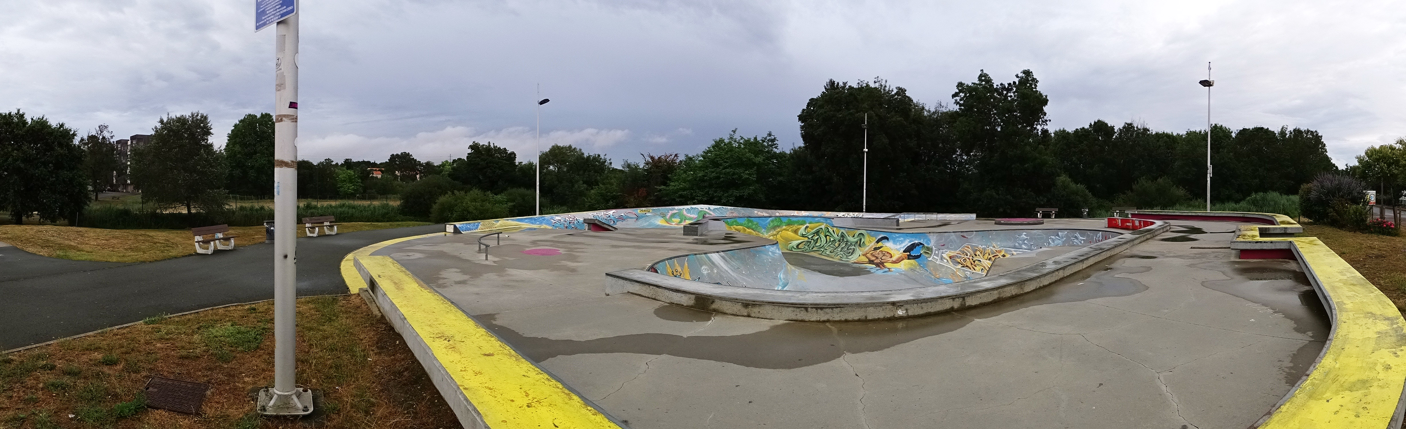 Cordouan Skatepark Royan Skate Spot 4/5