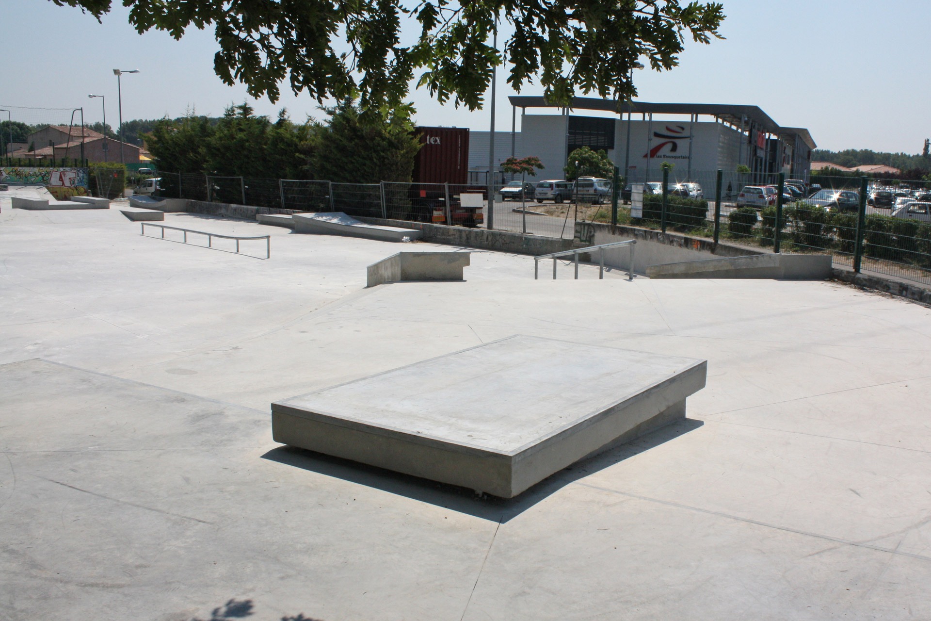 Inter Skatepark Saint Martin de Crau Skate Spot 2/5