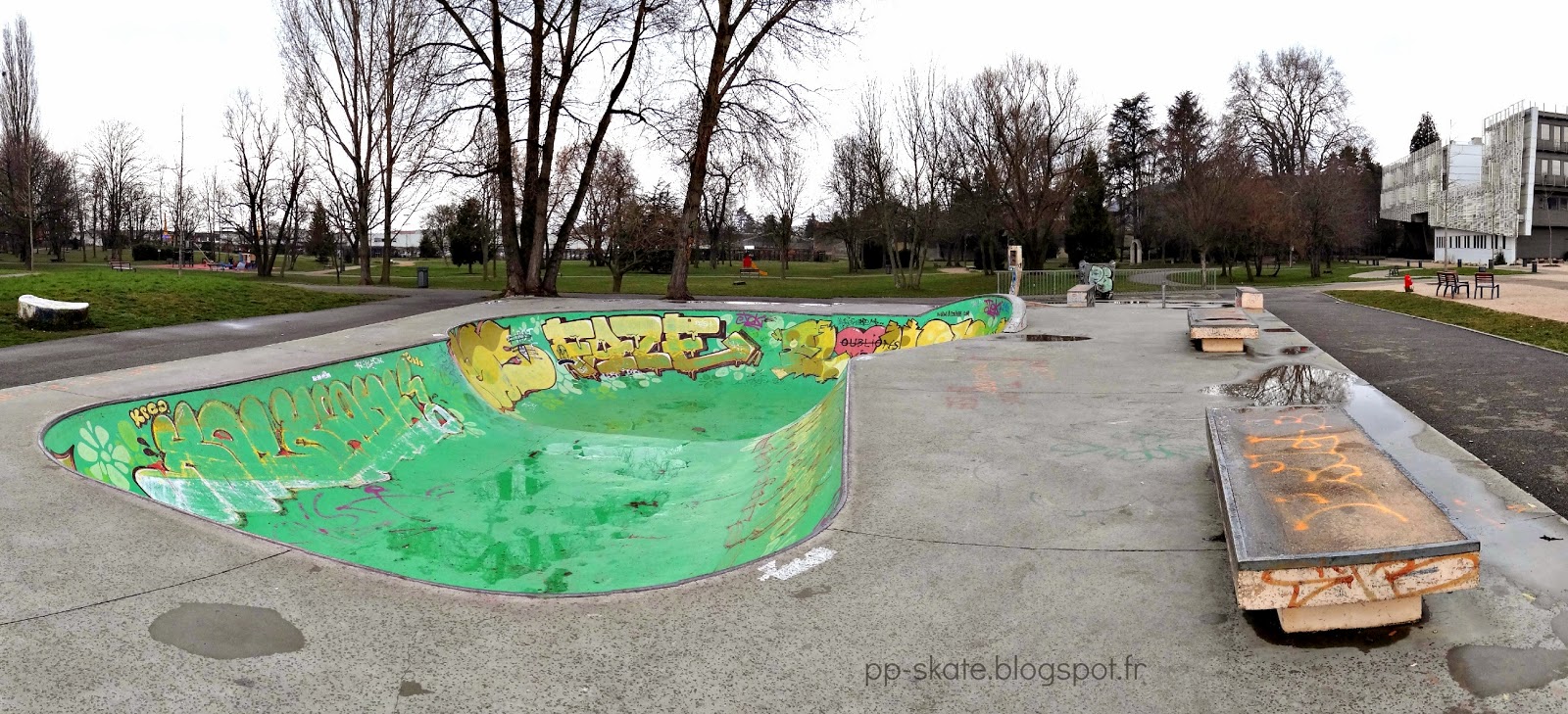 Parc des Lilattes Skatepark Bourgoin Jallieu Skate Spot 3/5