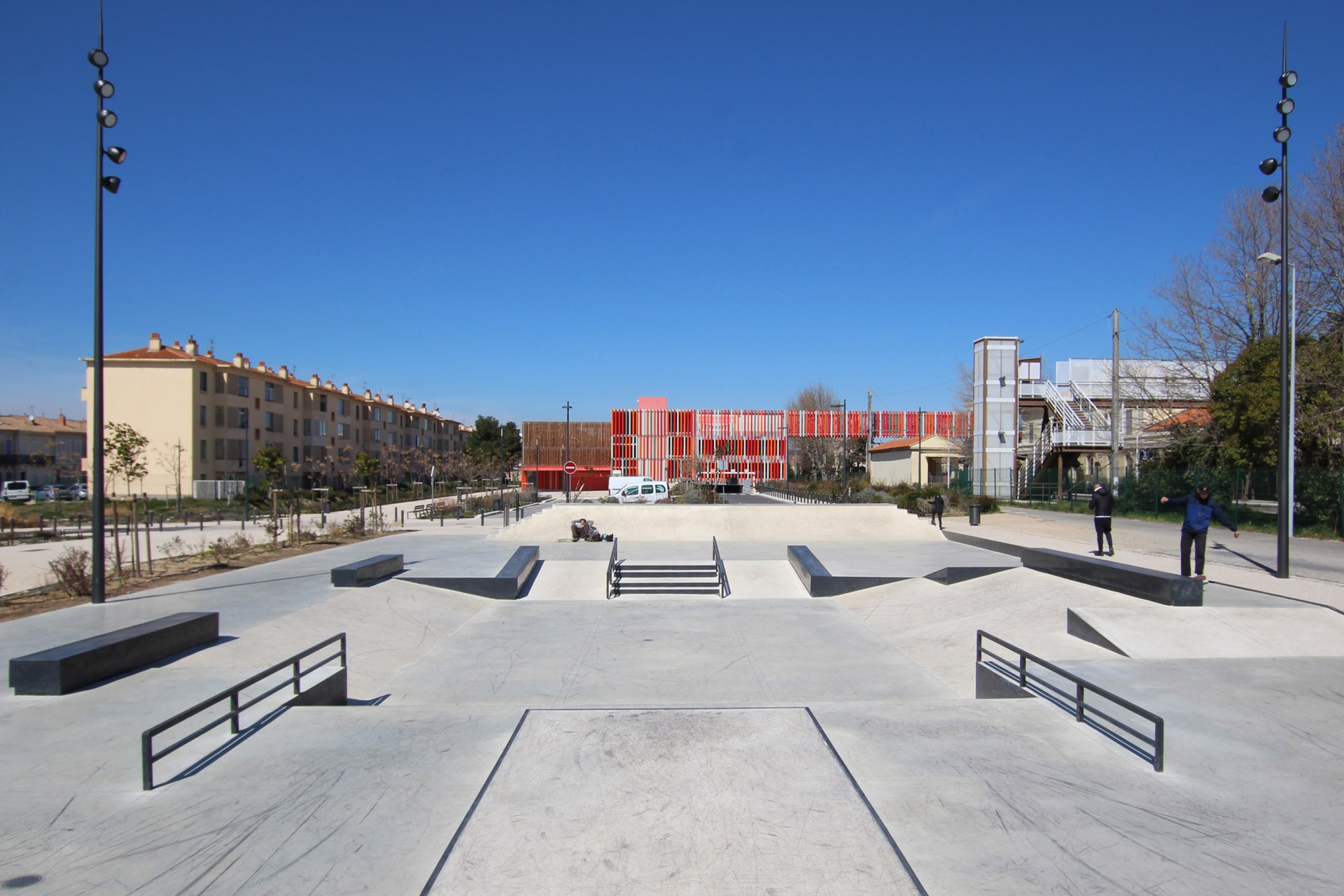 La Gare Skatepark Salon de Provence Skate Spot 4/5