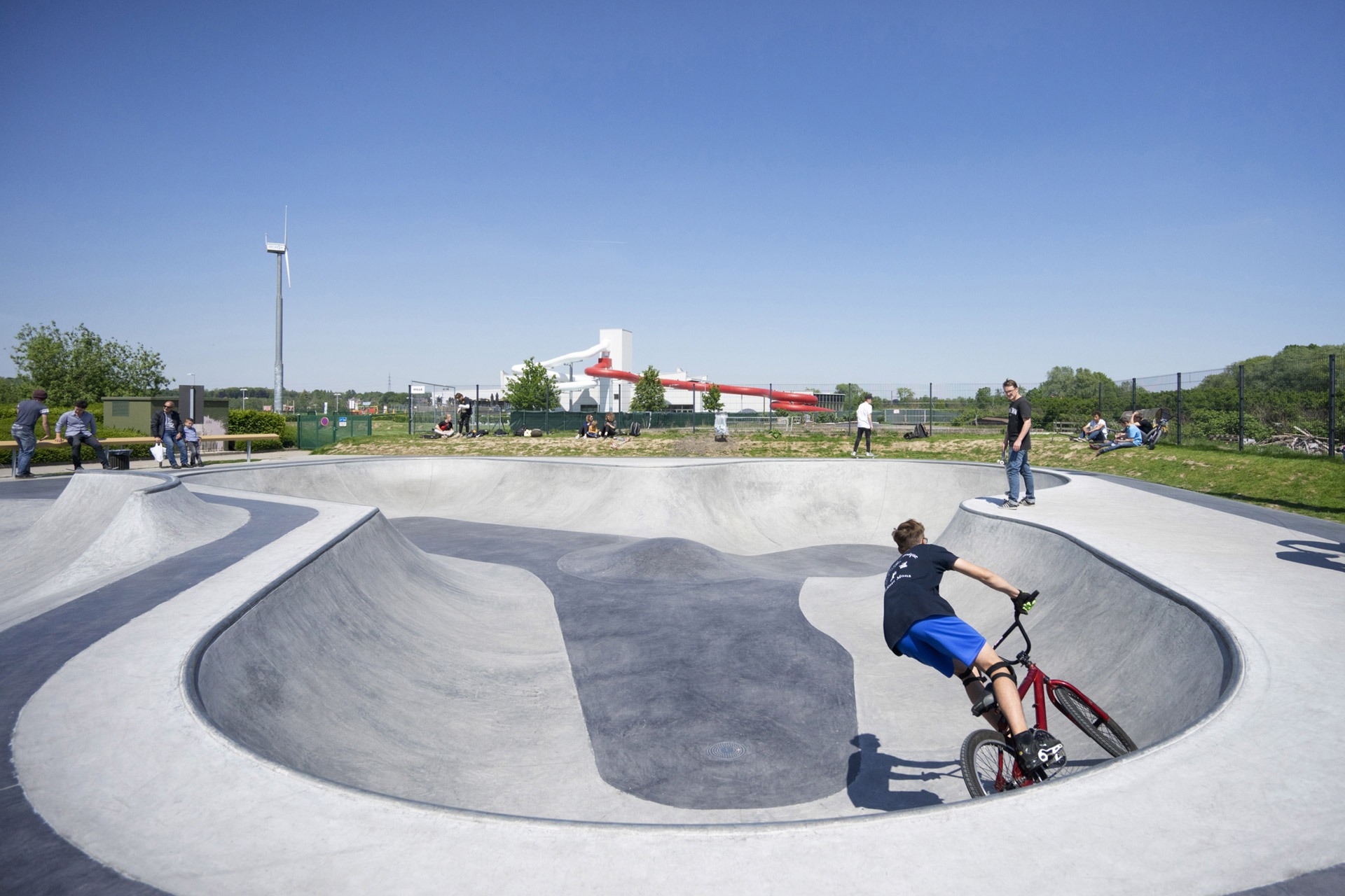 Le Grand Large Skatepark Mons Skate Spot 4/5