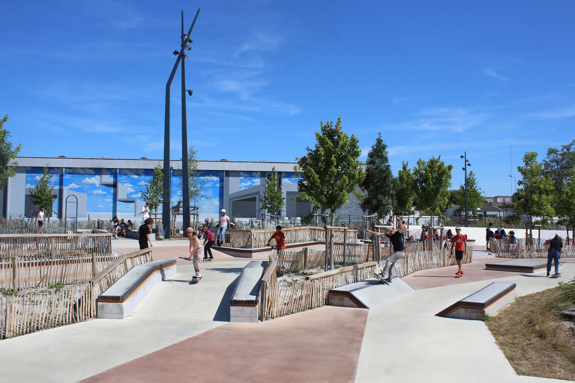 Saint Serge Skatepark Angers Skate Spot 4/5