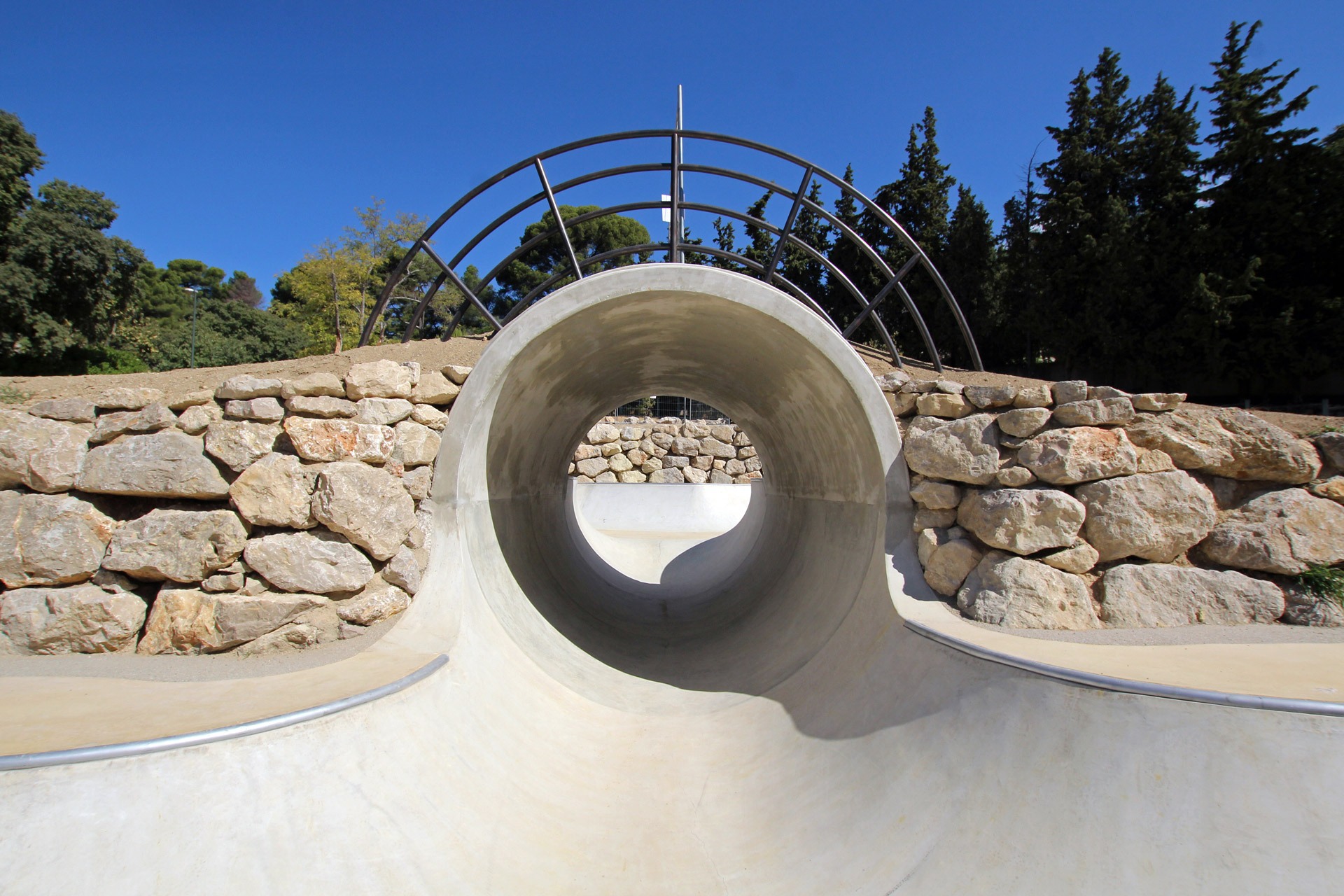 Fontainieu Bowl Marseille Skate Spot 4/5