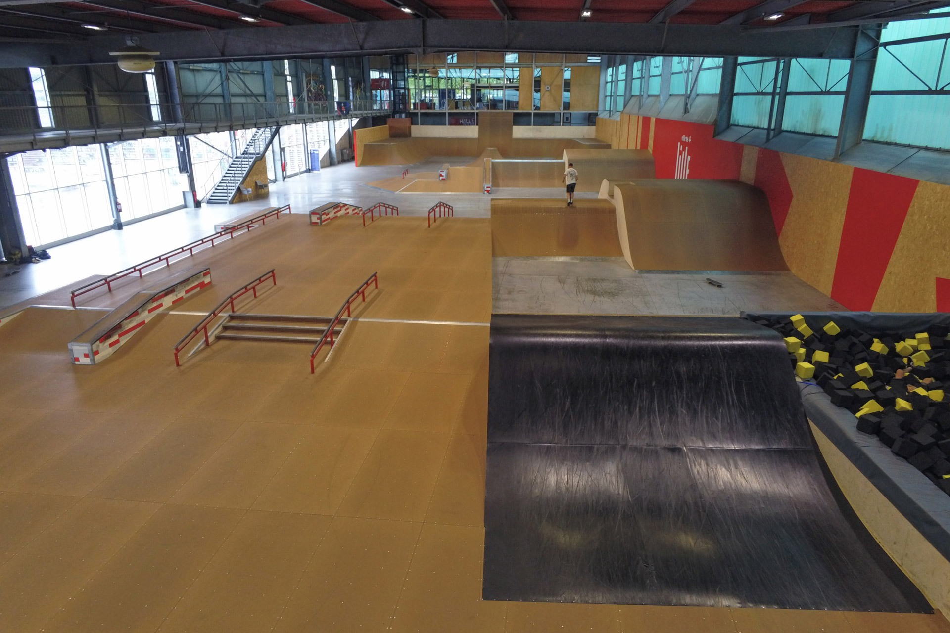 Halle de Glisse Indoor Lille Skate Spot 5/5