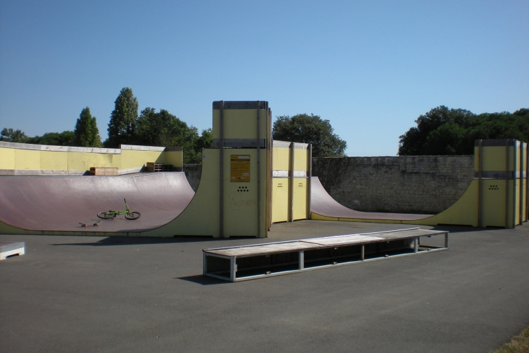 Bel Air Mini La Flotte Skate Spot 3/5