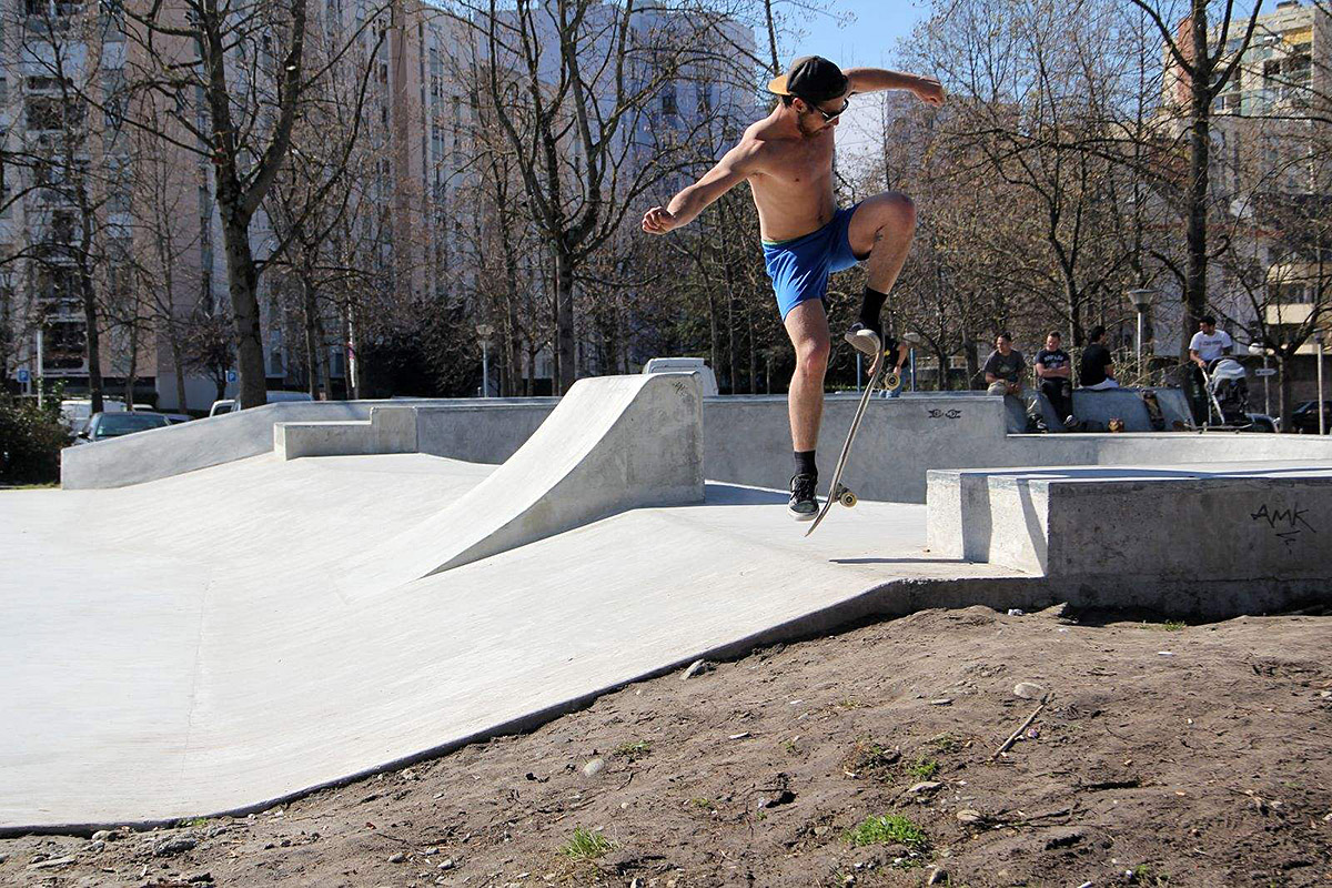 Parc Bourse du Travail Skatepark Tarbes Skate Spot 4/5