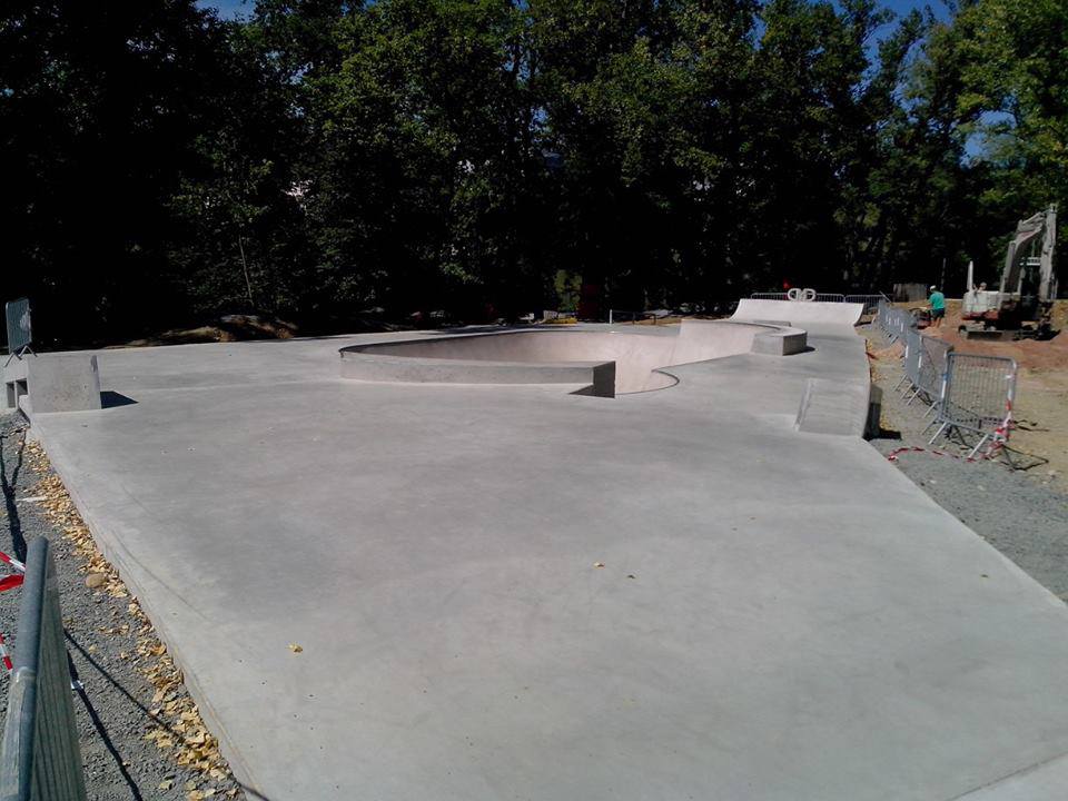 La Brocardière Skatepark Dardilly Skate Spot 3/5
