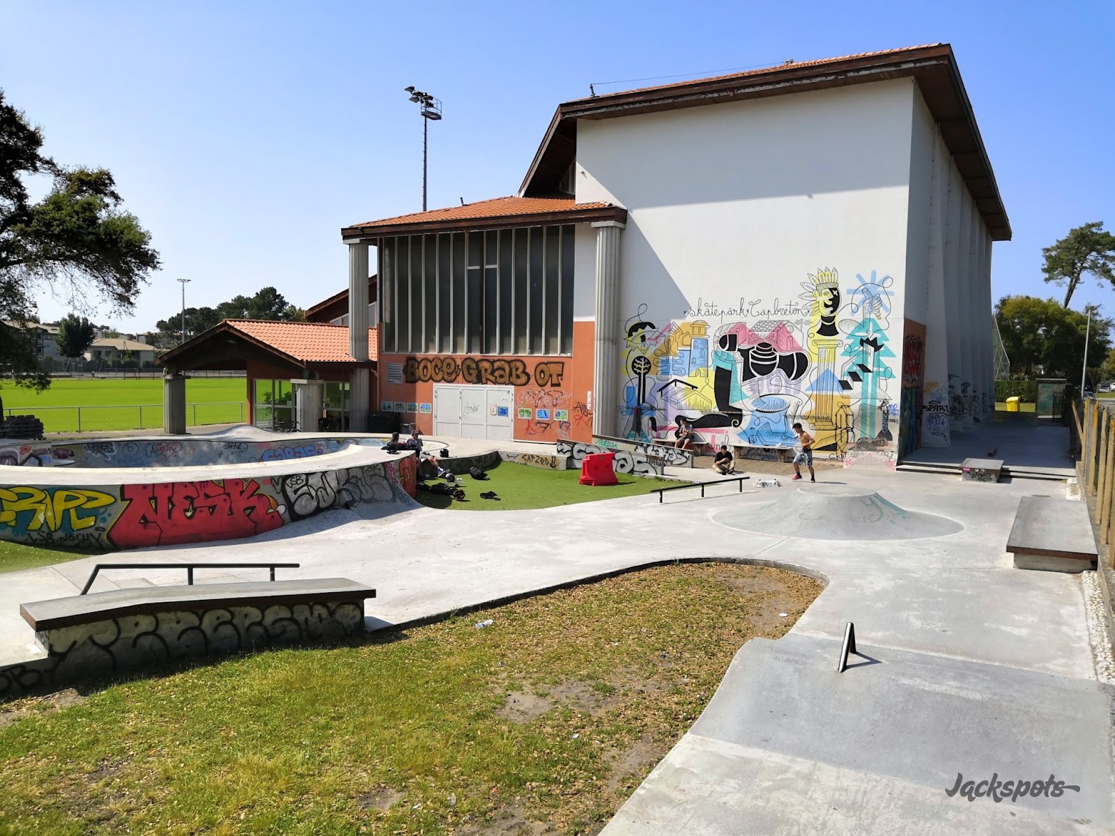 Pôle de Glisse ext Skatepark Capbreton Skate Spot 4/5
