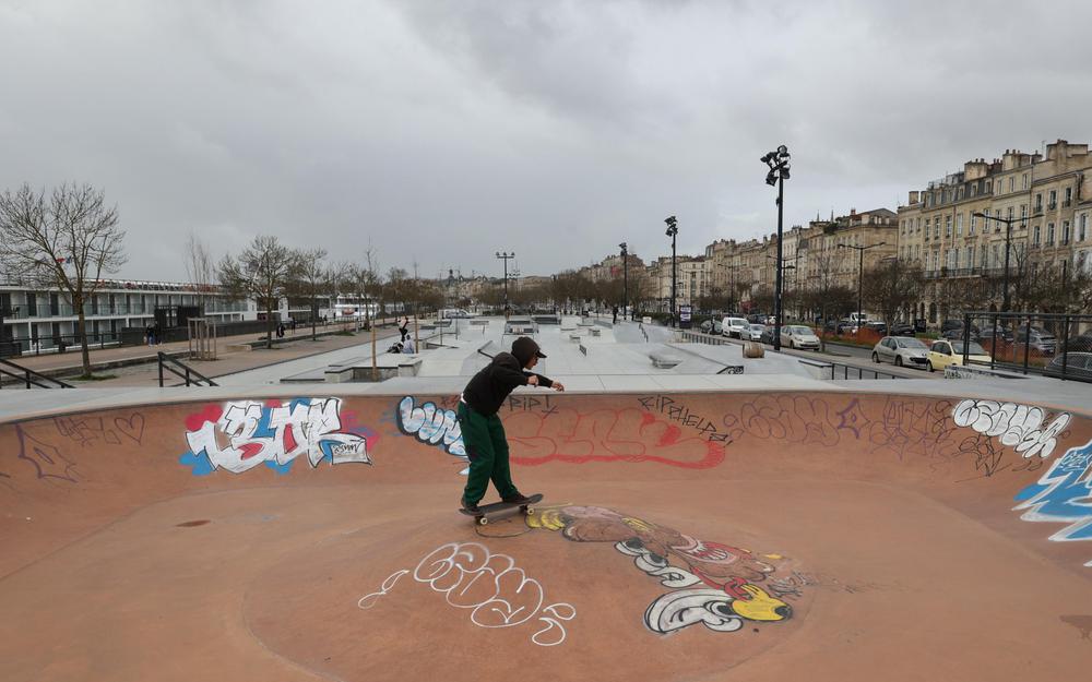 Chartrons Spot Street Bordeaux Skate Spot 4/5