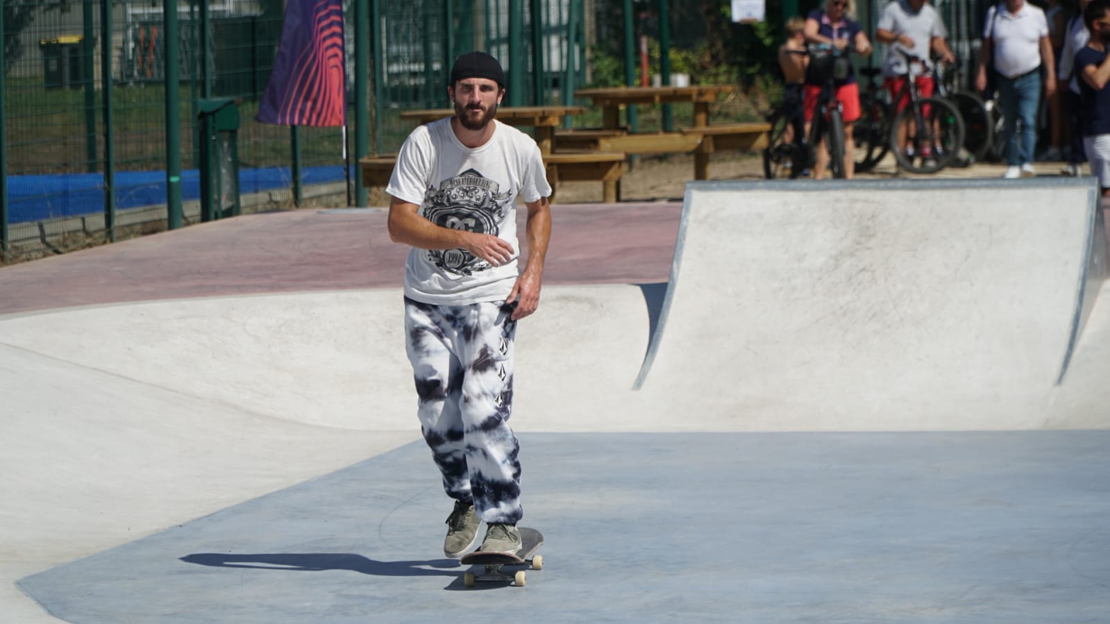 Skoop Skatepark Croissy Sur Seine Skate Spot 3/5