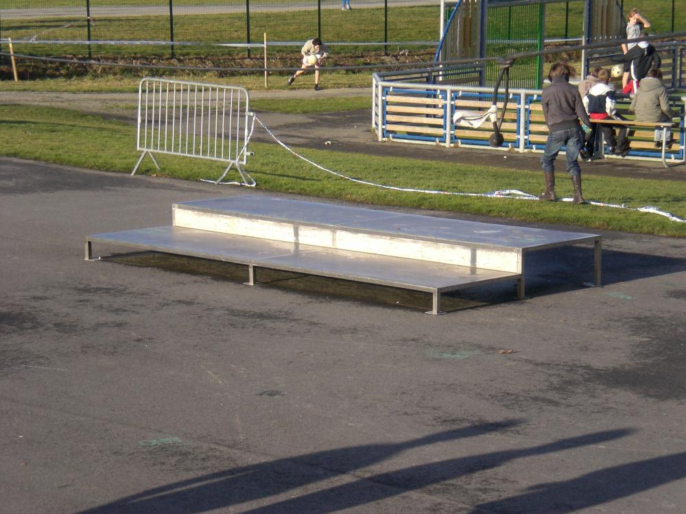 L' Oisilliere Skatepark Château Gontier sur Mayenne Skate Spot 2/5