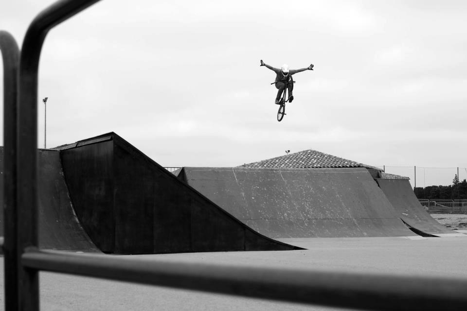 Base Nature Skatepark Fréjus Skate Spot 3/5