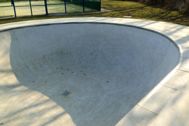 Le Stade Skatepark Wargnies le Grand Skate Spot 3/5