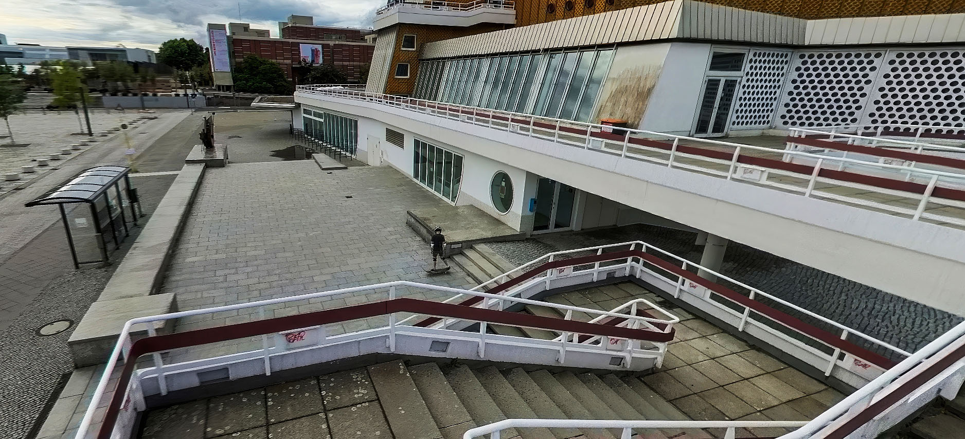 Philharmonic Spot Street Berlin Skate Spot 3/5