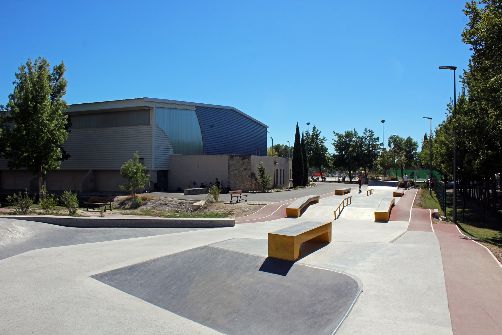 Stade Skatepark Le Thor Skate Spot 3/5