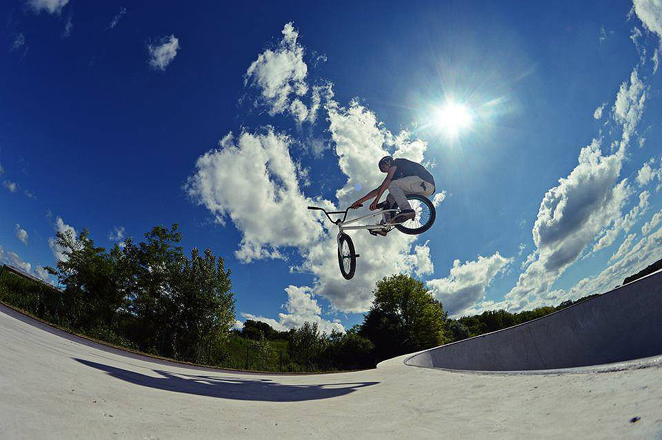 La Déchetterie Skatepark Domblans Skate Spot 3/5