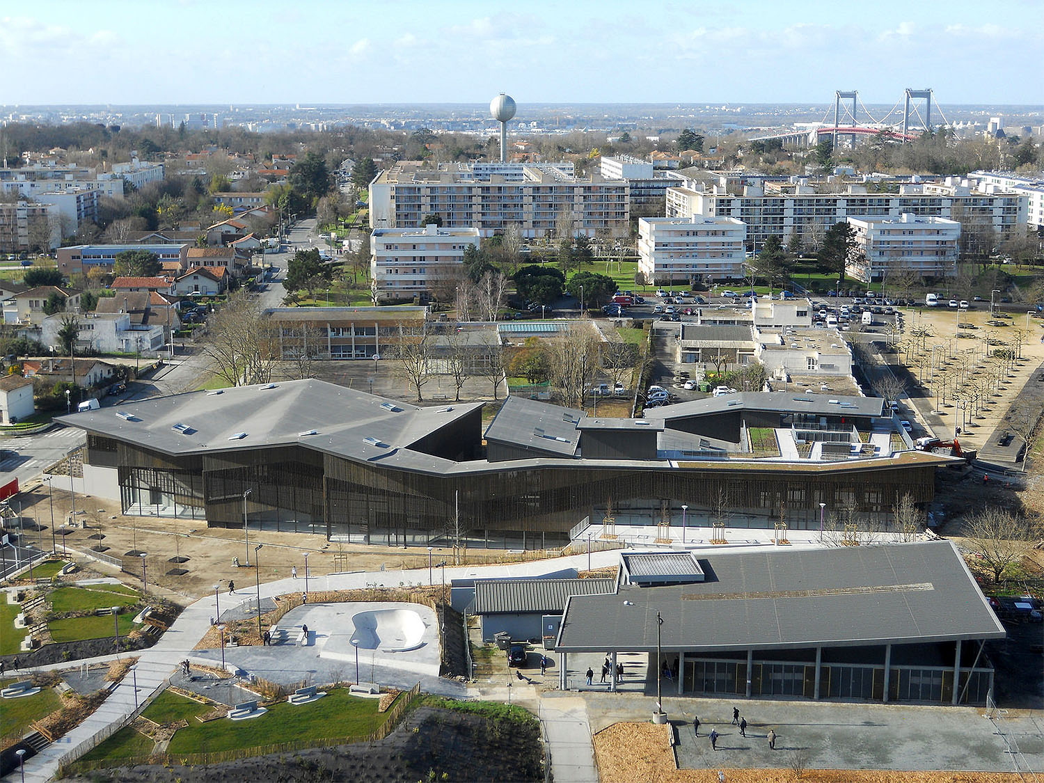 Gymnase Brassens Camus Bowl Lormont Skate Spot 3/5