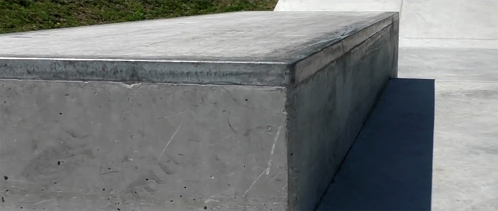 Cimetière Skatepark La Terrasse Skate Spot 2/5