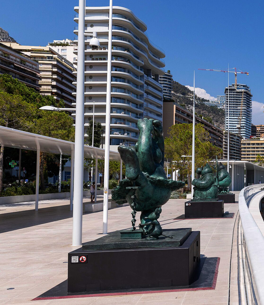 Larvotto Spot Street Monaco Skate Spot 3/5