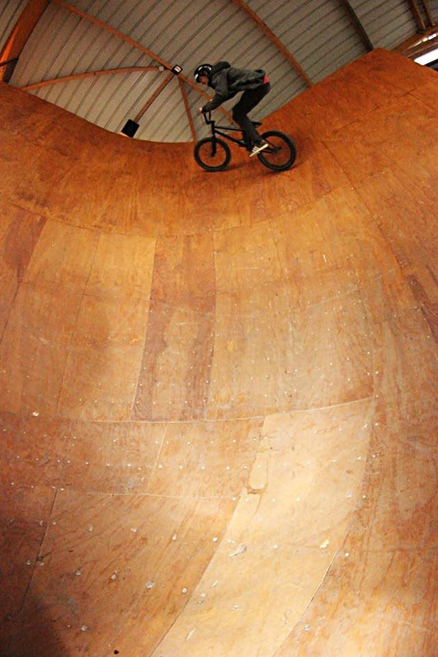 Maraud and Co Bowl Bressuire Skate Spot 4/5