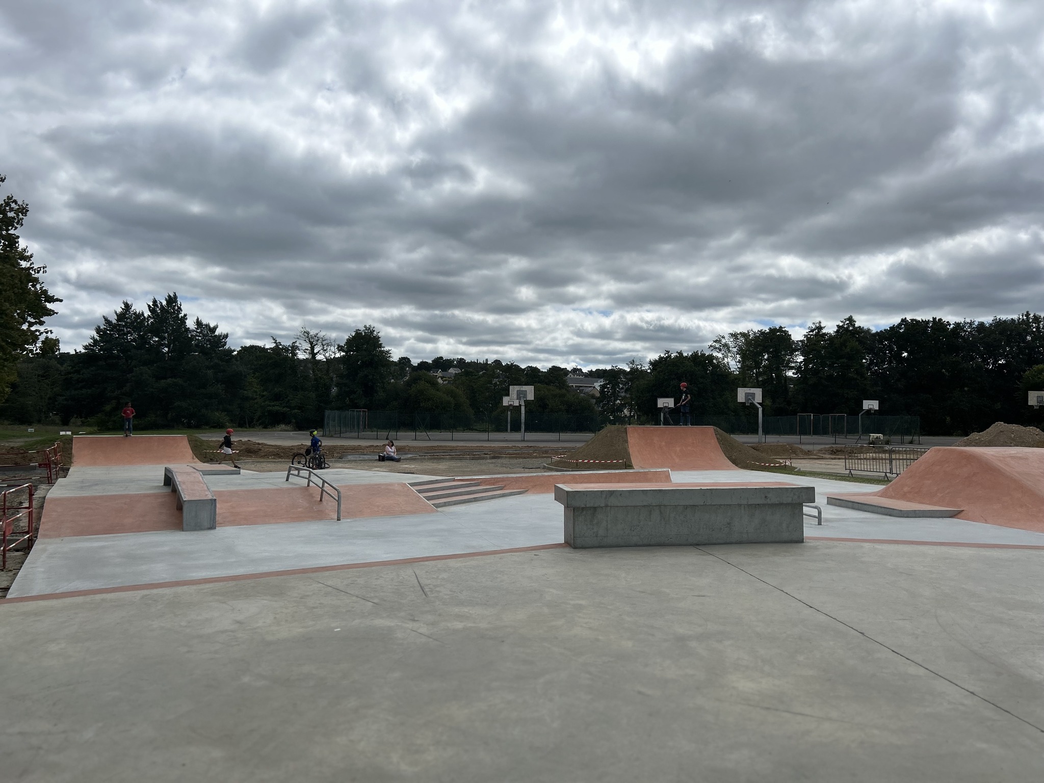 Le Meu Skatepark Montfort sur Meu Skate Spot 3/5