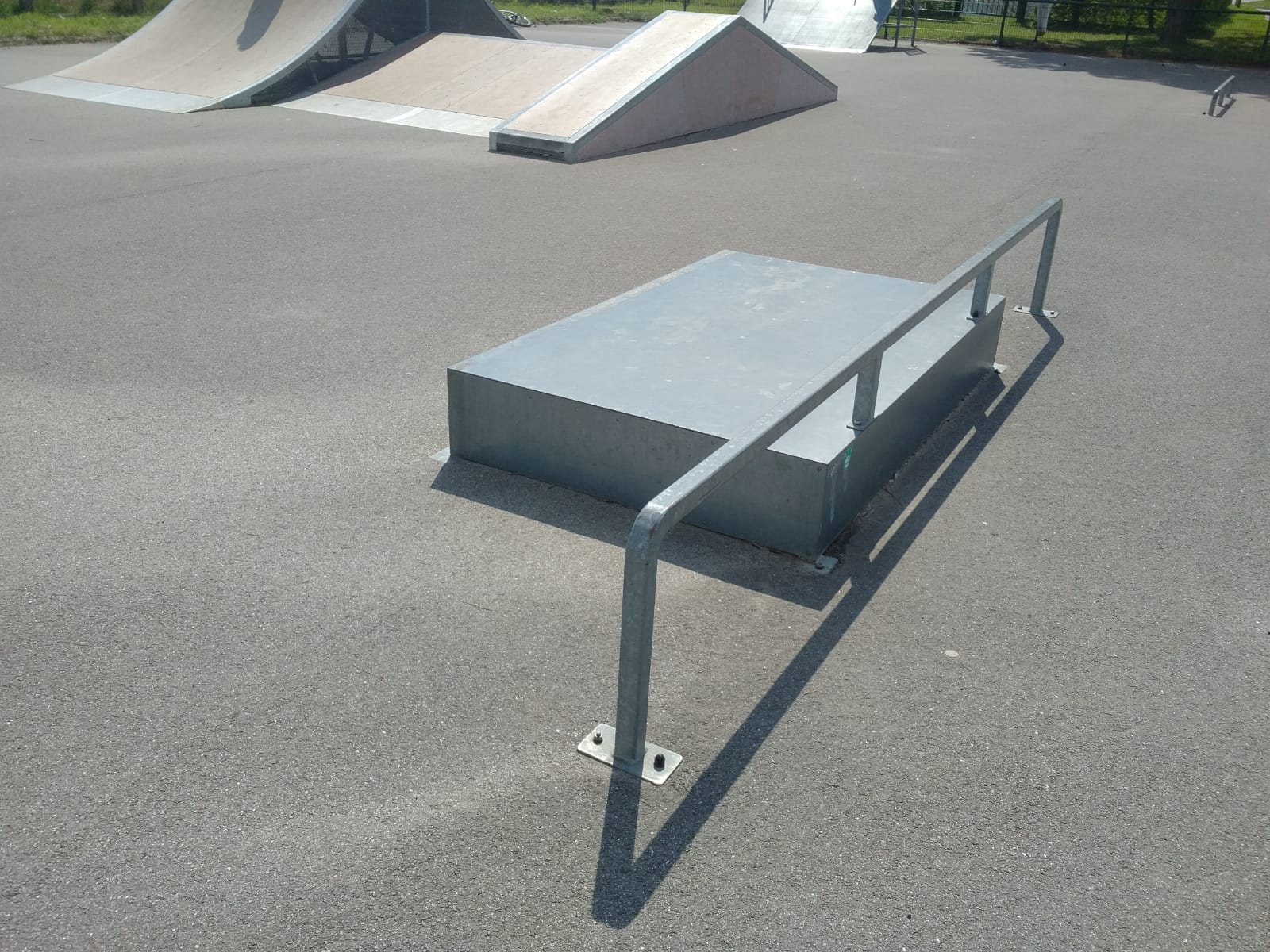 Stade Municipal Skatepark Le Plessis Belleville Skate Spot 1/5