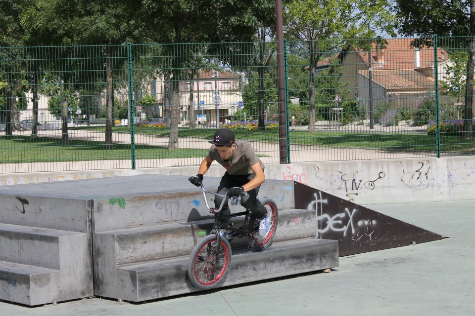 Parc Skatepark Monteux Skate Spot 1/5