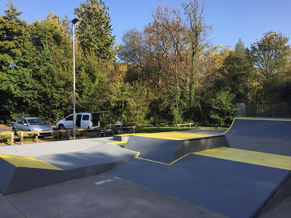Viaduc Skatepark Gond Pontouvre Skate Spot 2/5