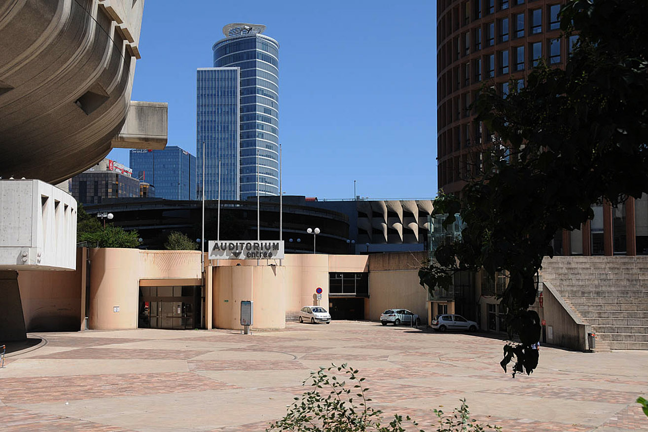 Auditorium Spot Street Lyon Skate Spot 3/5