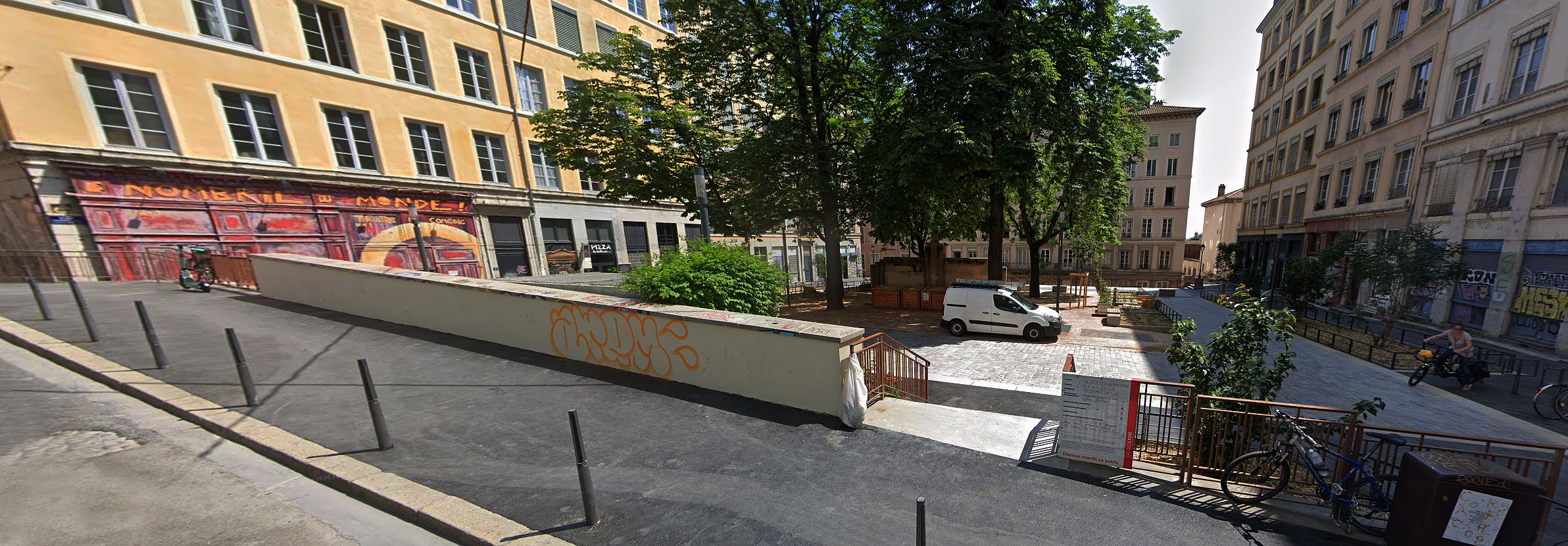 Place Chardonnet Spot Street Lyon Skate Spot 2/5