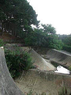 Moulin du Ter Bowl Ploemeur Skate Spot 3/5