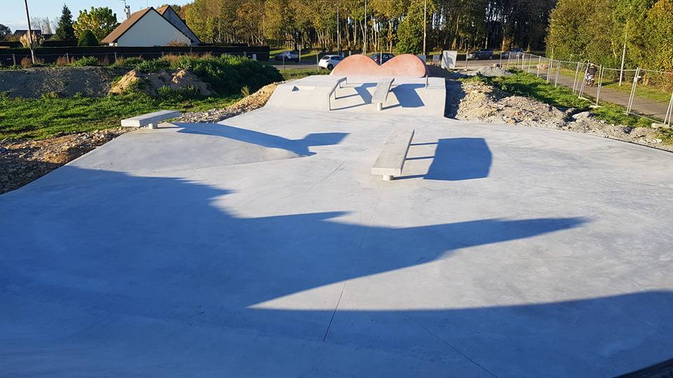 Stade Sastre Skatepark Cabourg Skate Spot 3/5