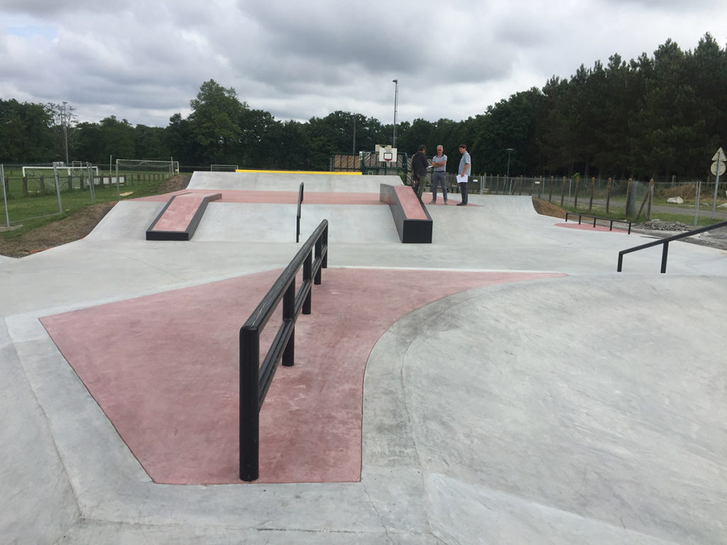 l'Étang Noir Skatepark Seignosse Skate Spot 4/5