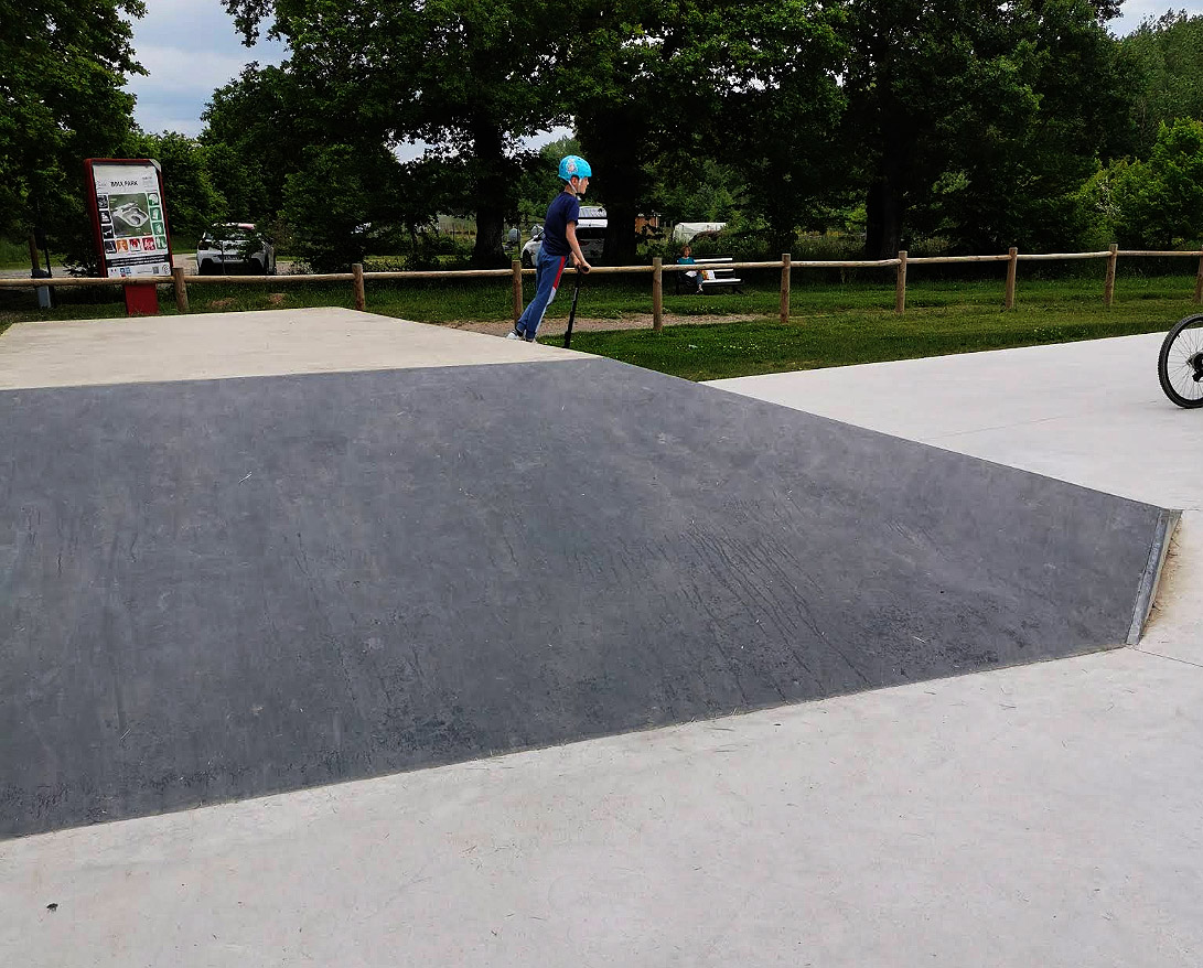 Aire de Glisse Skatepark Iffendic Skate Spot 4/5