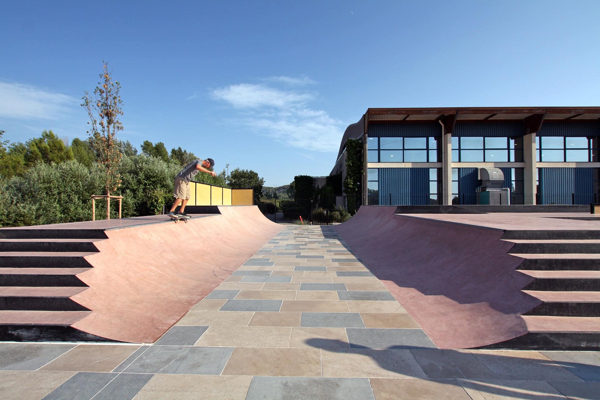 Plaine de Montaury Spot Street Bouc-Bel-Air Skate Spot 4/5
