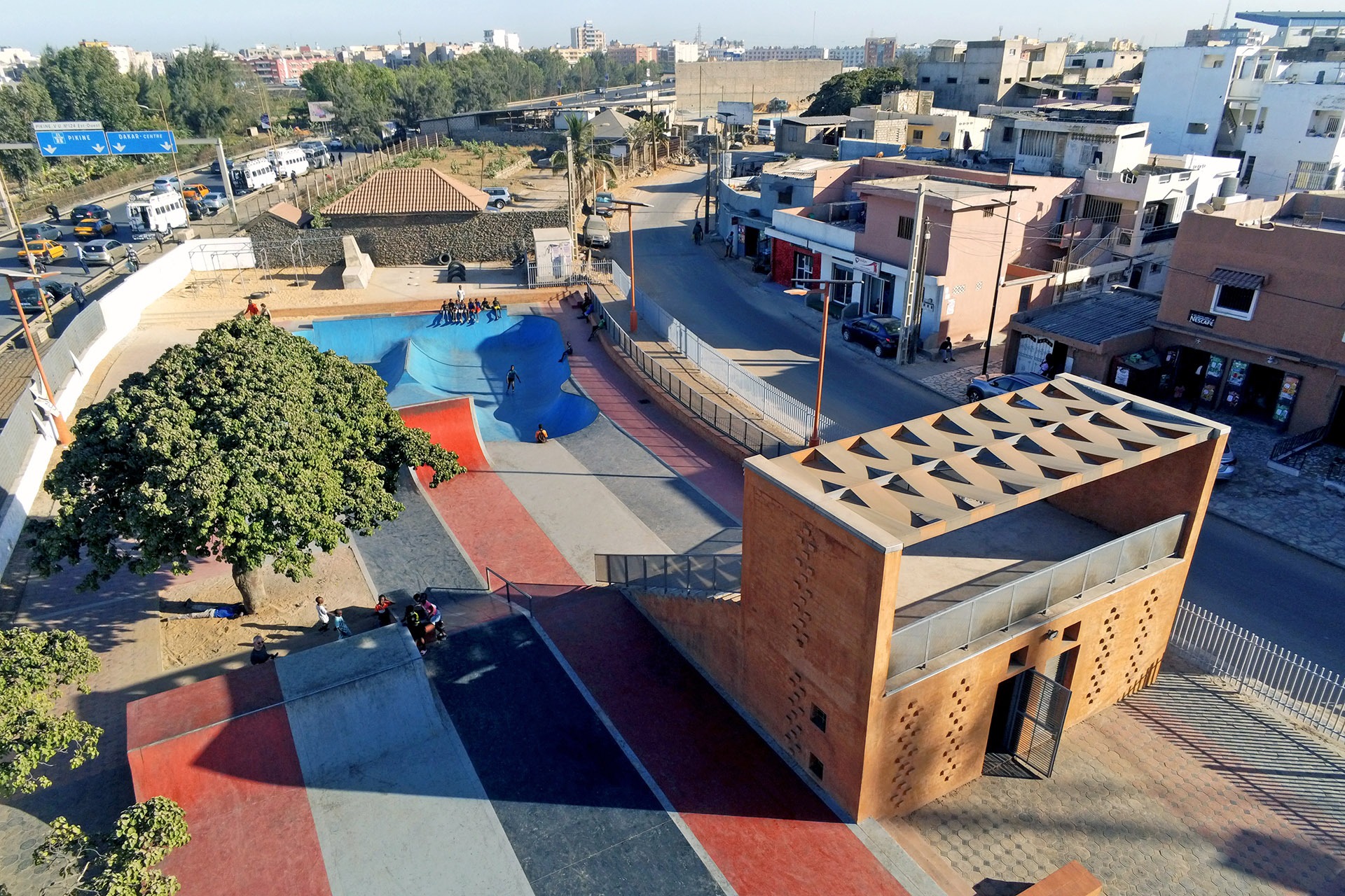 Place des Cultures Urbaines Skatepark Dakar Skate Spot 4/5