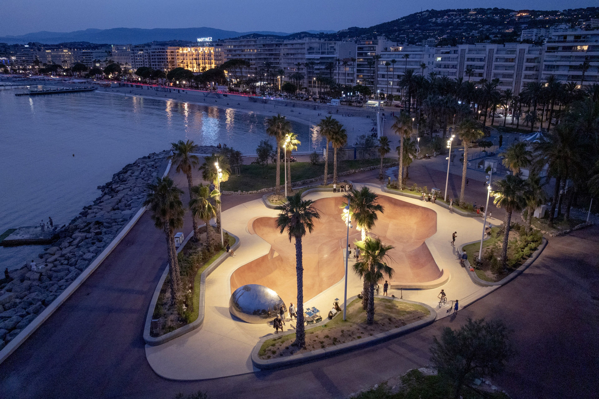La Roseraie Bowl Cannes Skate Spot 5/5