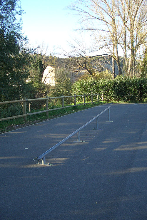 Parc Pierre Rabhi Skatepark Bédarieux Skate Spot 1/5