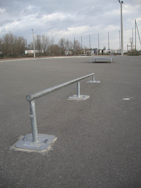 Cournonsec Skatepark Cournonsec Skate Spot 2/5