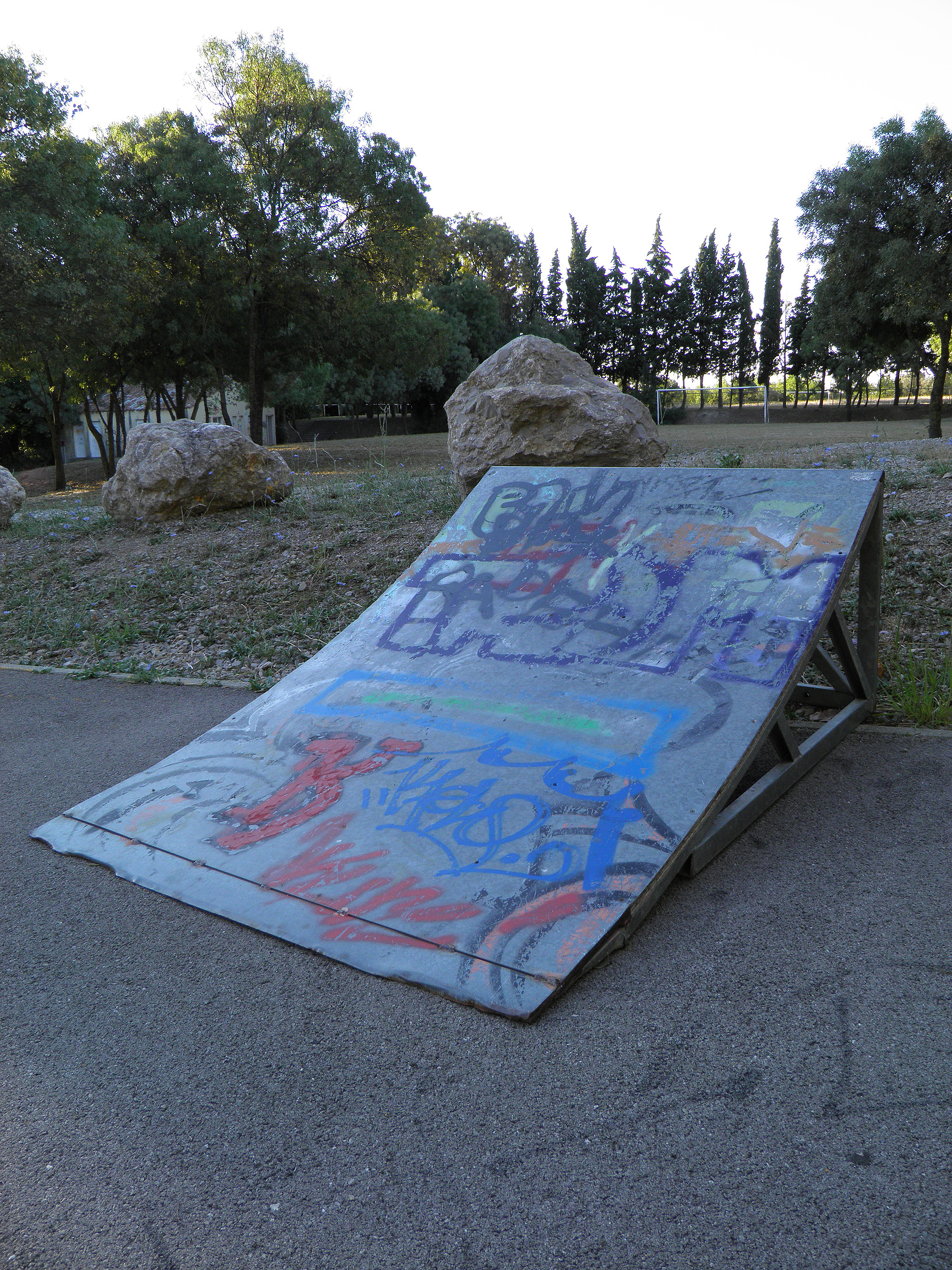 Courpouyran Skatepark Juvignac Skate Spot 2/5