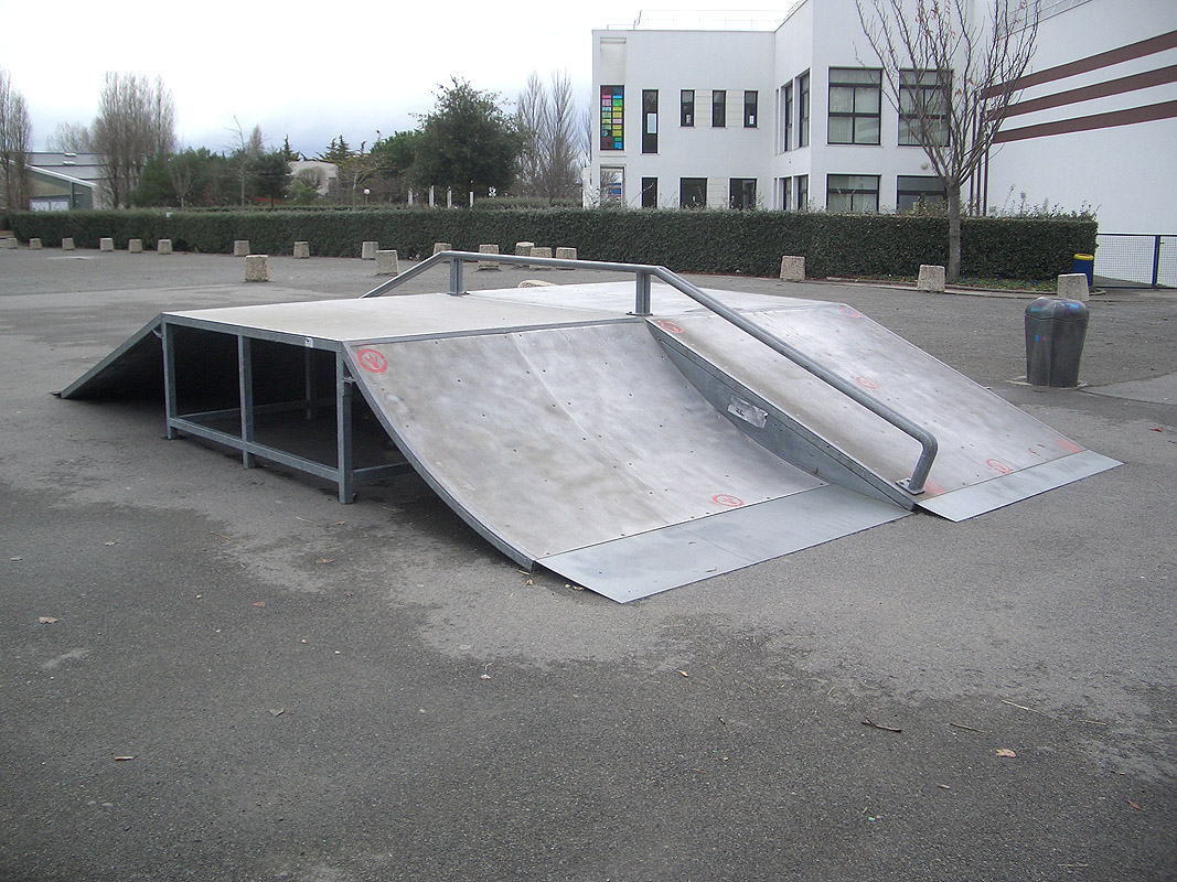 Les Salines Skatepark La Baule Escoublac Skate Spot 2/5