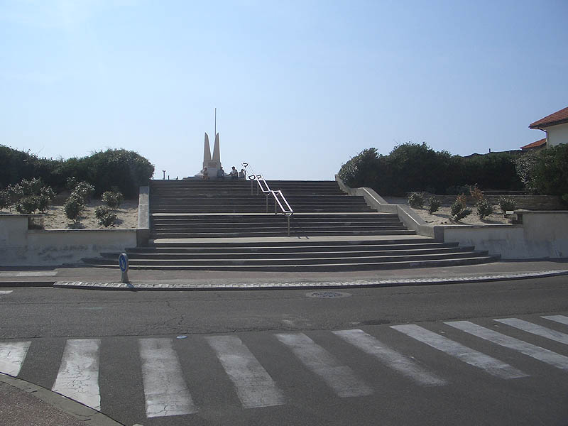 Les Ailes Spot Street Mimizan Plage Skate Spot 3/5