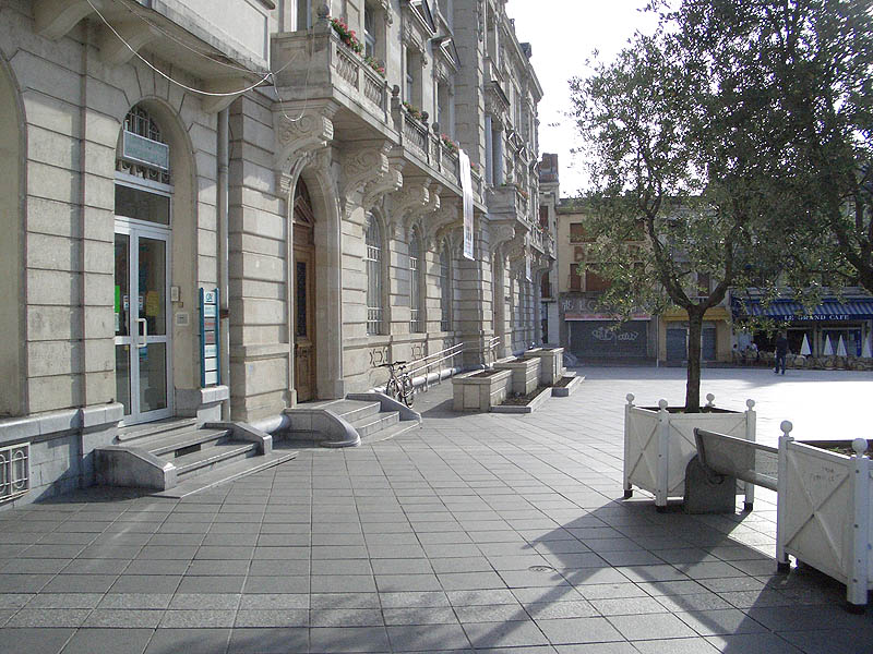 La Mairie Spot Street Mont de Marsan Skate Spot 4/5