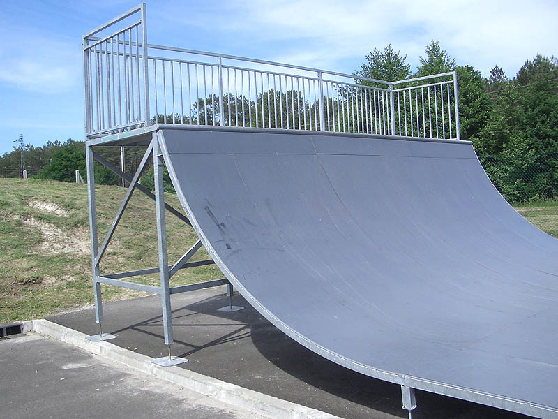 Léon Brouste Skatepark Morcenx Skate Spot 3/5