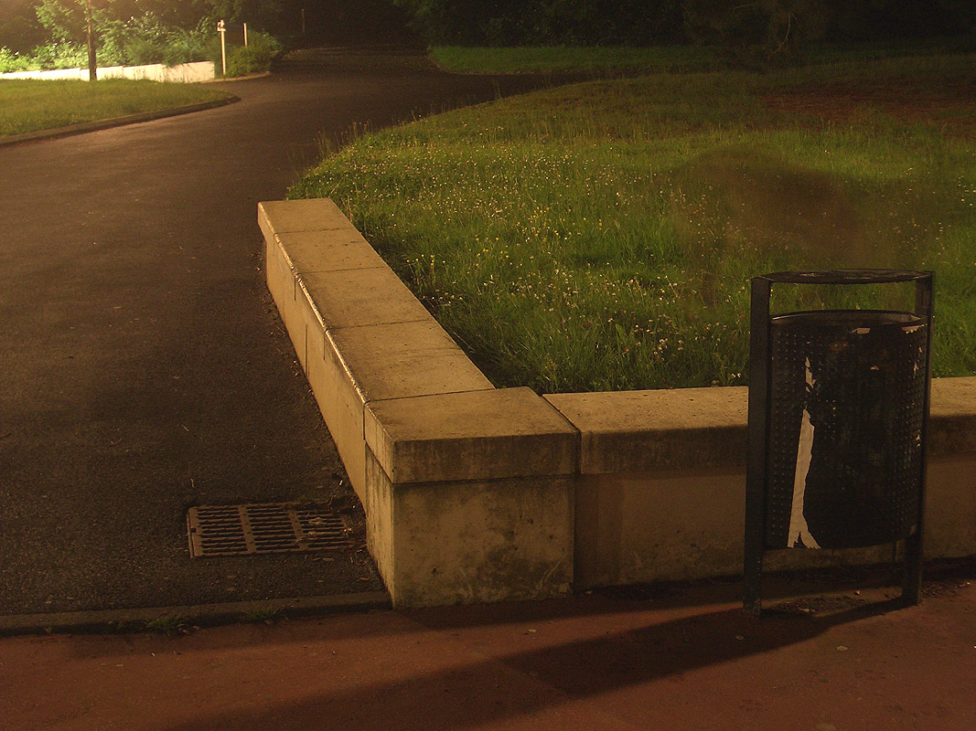 Fac de Lettres Spot Street Nantes Skate Spot 3/5